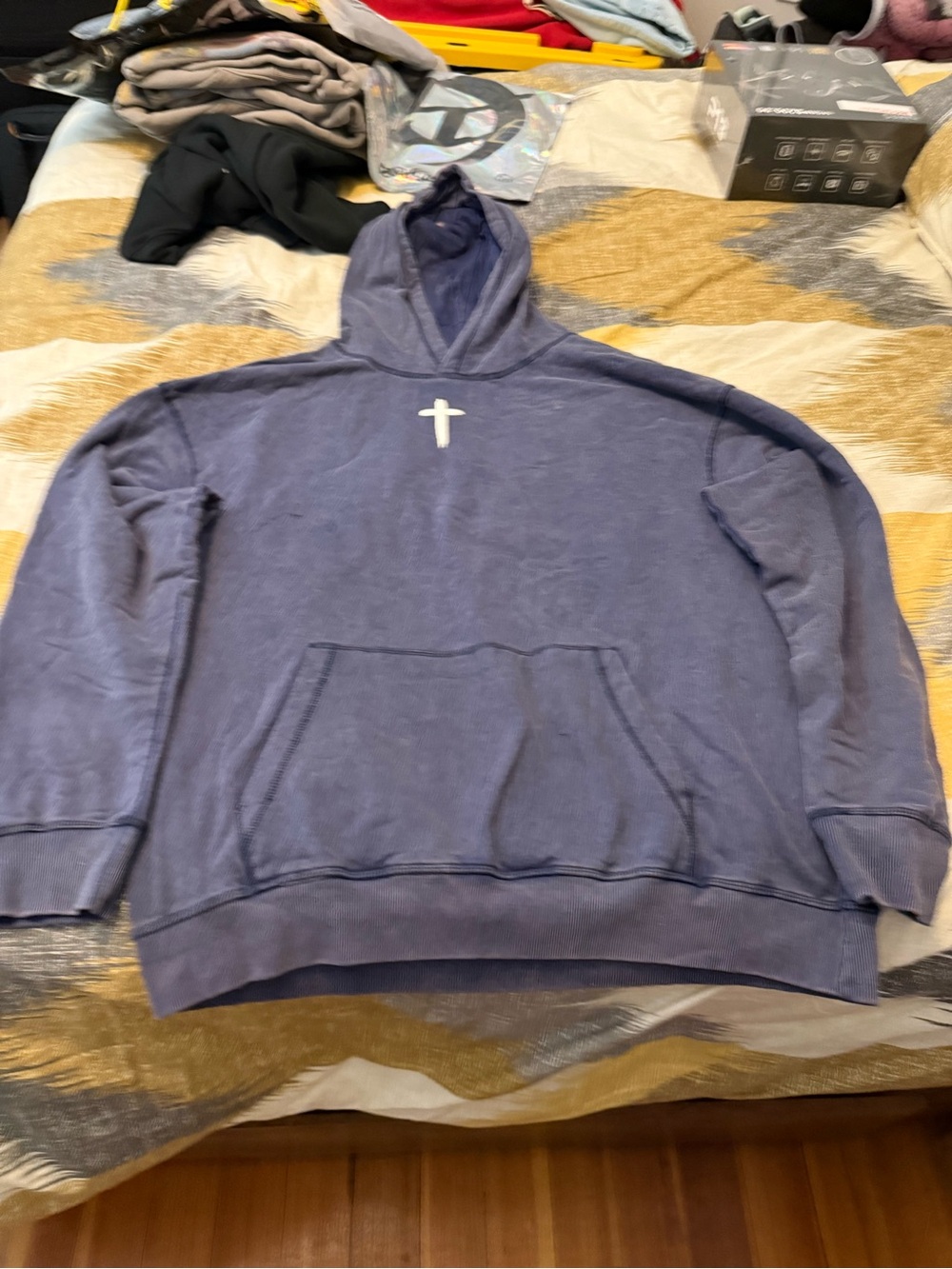 Ringspun Jesus Love You Men's Navy Blue Hoodie with Cross Graphic size XL